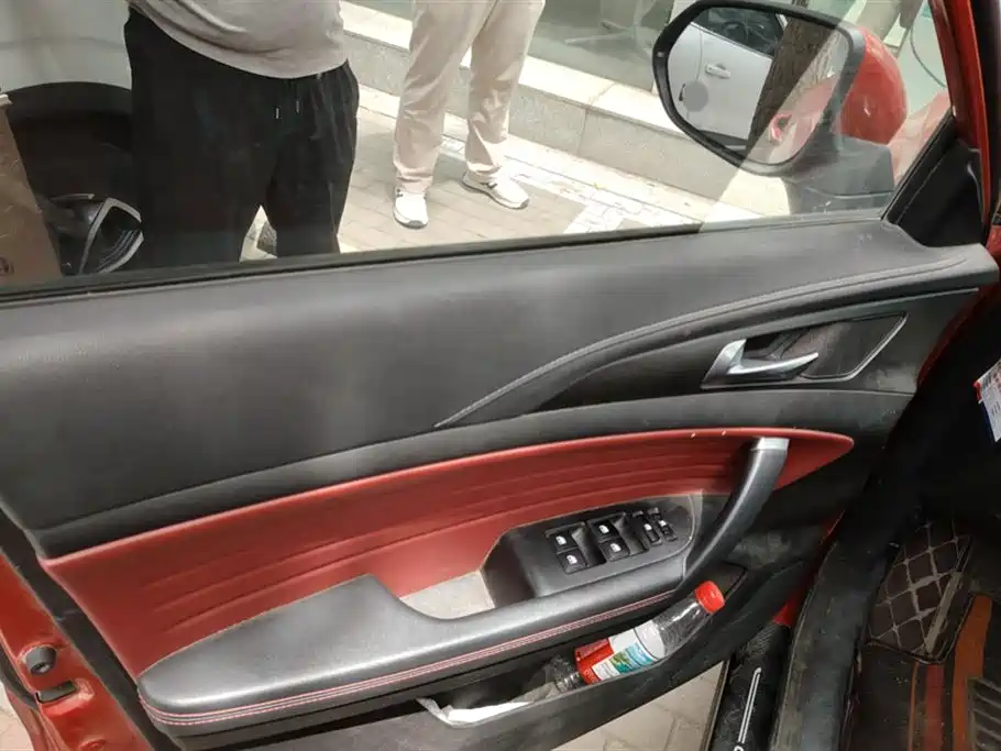 Changan CS35 PLUS 1.4 T DCT Connected Blue Whale