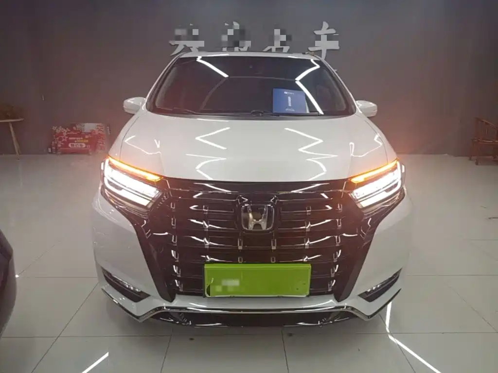Elysion 2.0 L e:HEV Comfort