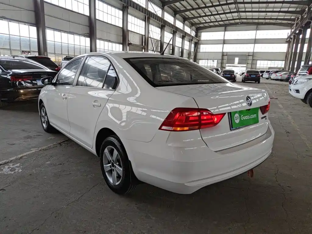 Santana 1.6 L Auto Style