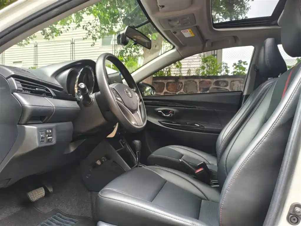 YARiS L Zhixuan Zhixuan X 1.5 L CVT Distinguished
