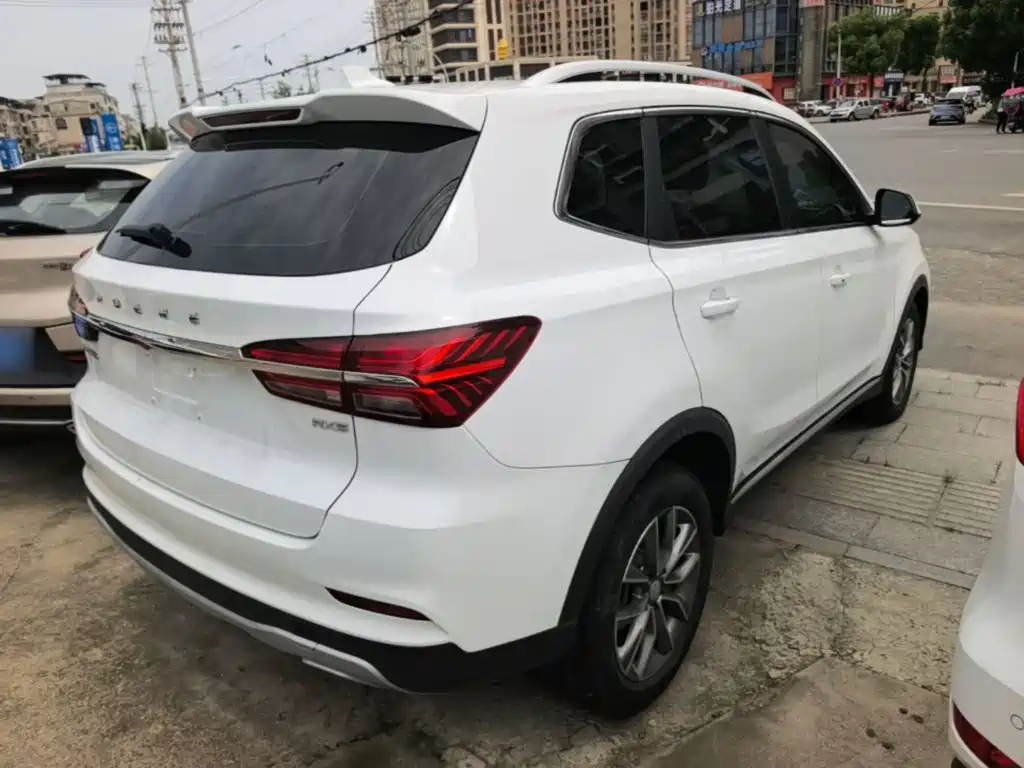 Roewe RX5 330 TGI Auto China Style