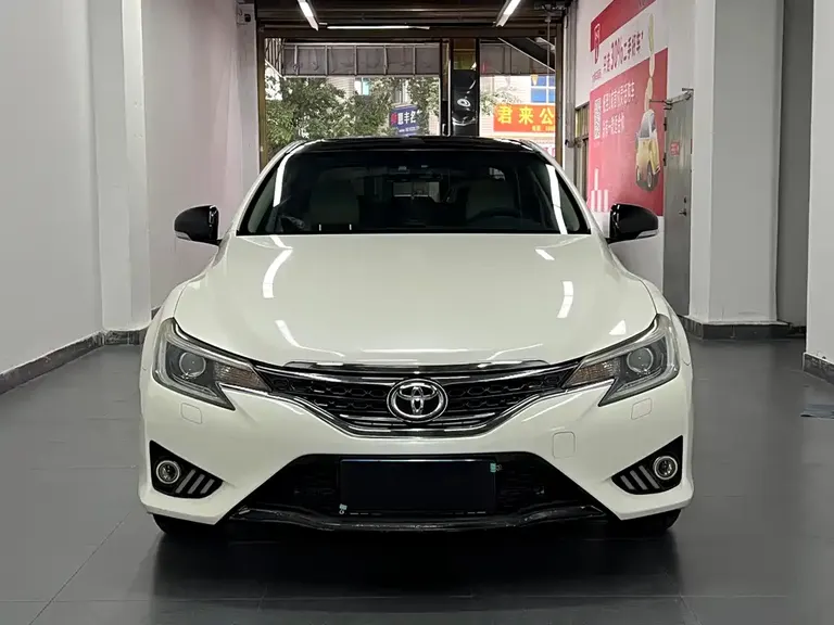 Toyota Mark X 2.5 V Elite Sharp