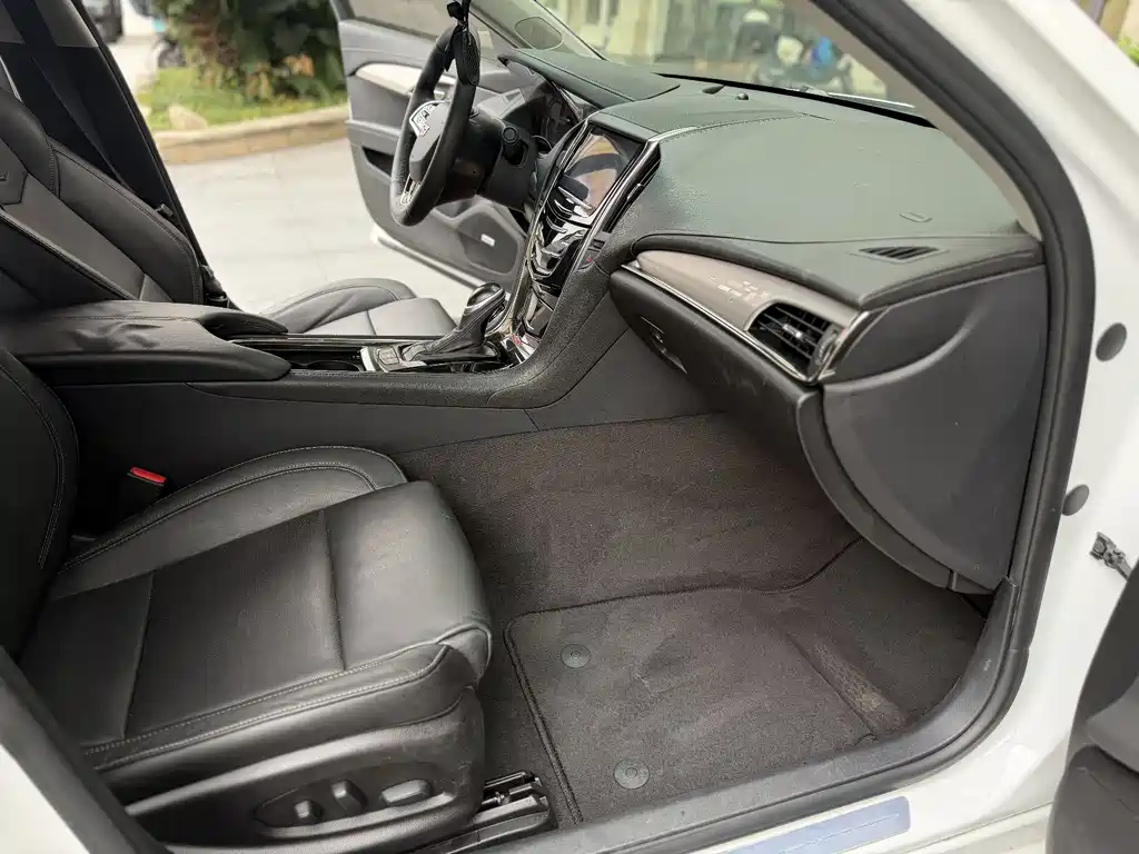 Cadillac ATS-L 28 T Tech