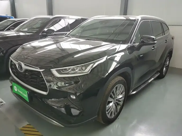 Toyota Highlander 2.5 L Smart e-Hybrid Dual Engine 4 WD Distinguished 7-seat