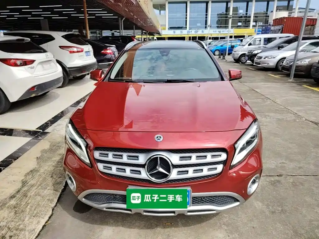 Mercedes-Benz GLA GLA 220 4 MATIC Luxury