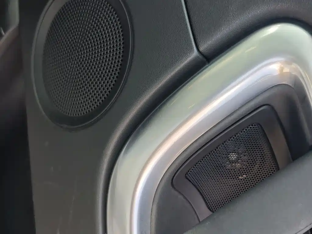 Discovery Sport 2.0 T SE