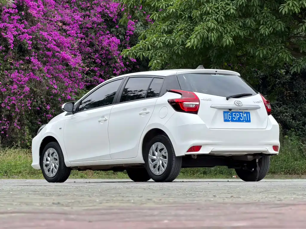 Vios FS 1.5 L CVT Sharp Speed