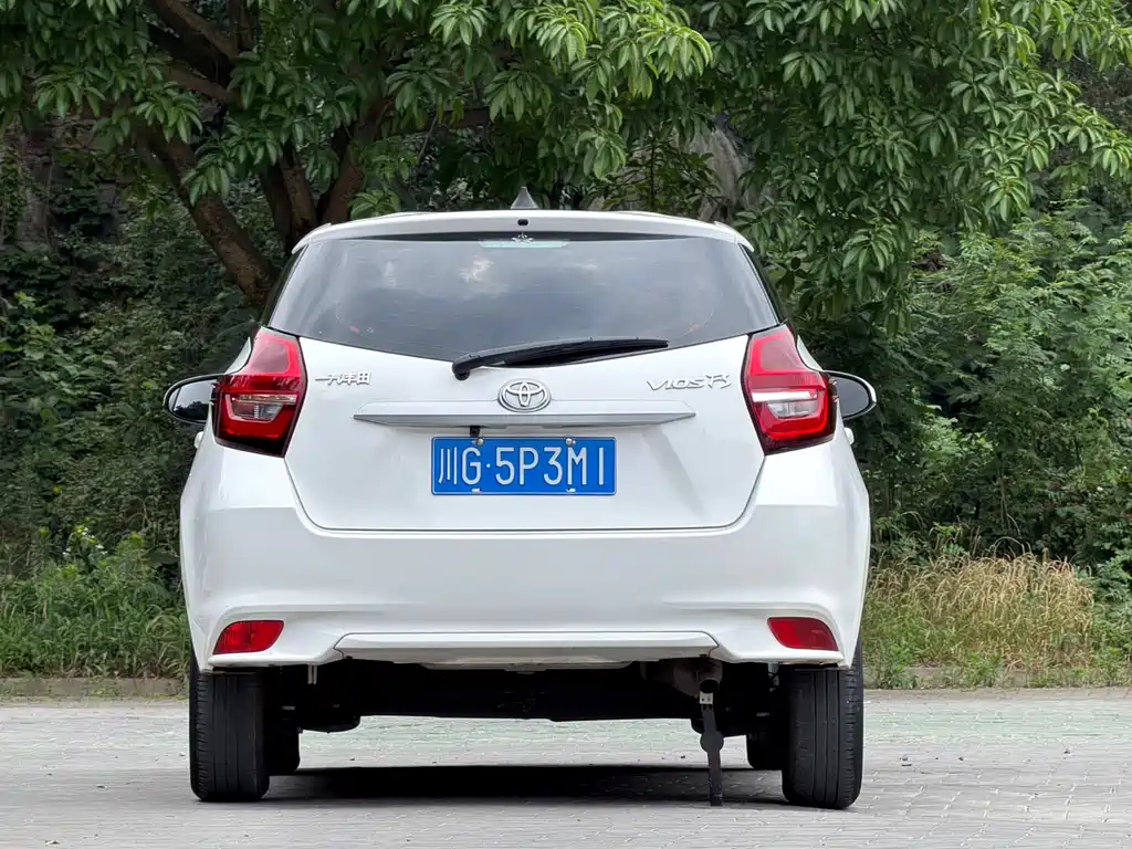 Vios FS 1.5 L CVT Sharp Speed