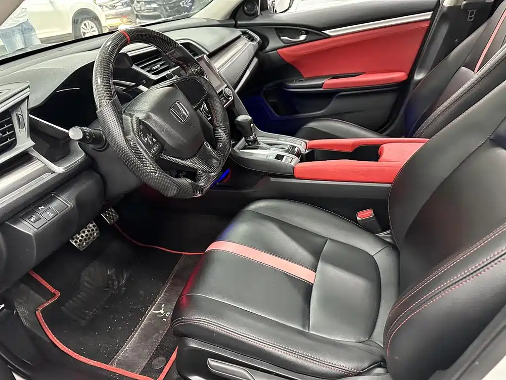 Civic 220 TURBO CVT Ignite Motion CN-V