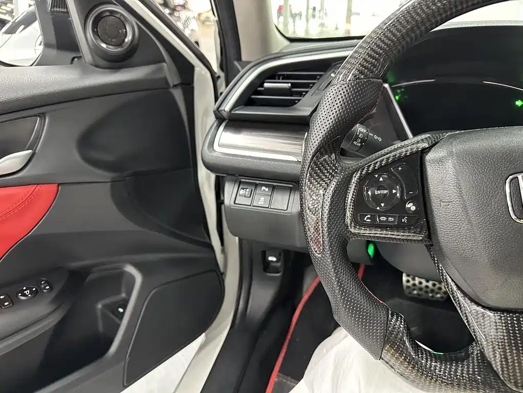 Civic 220 TURBO CVT Ignite Motion CN-V