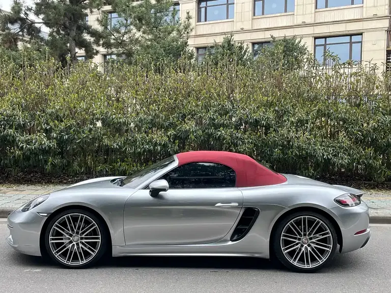 Porsche 718 Boxster 2.0 T