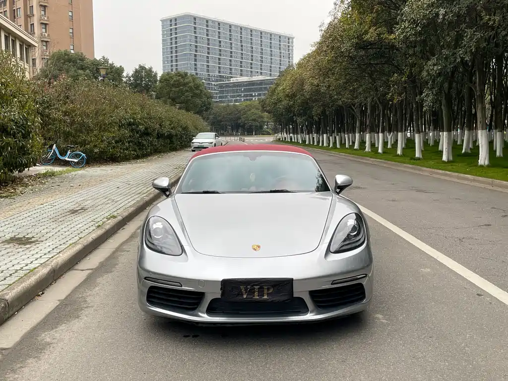 Porsche 718 Boxster 2.0 T
