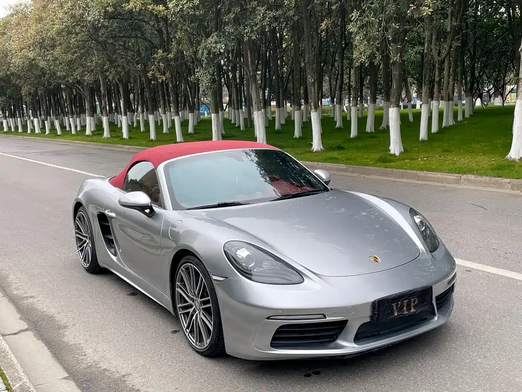 Porsche 718 Boxster 2.0 T