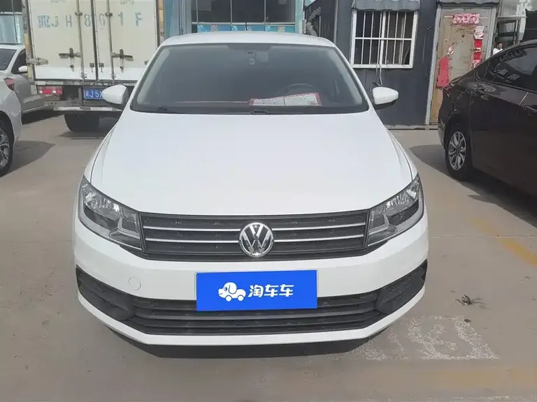 Volkswagen Santana 1.5 L Manual Style