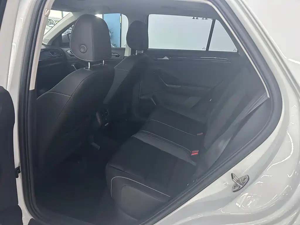 T-ROC 280 TSI DSG 2 WD Comfort Enjoyment PLUS