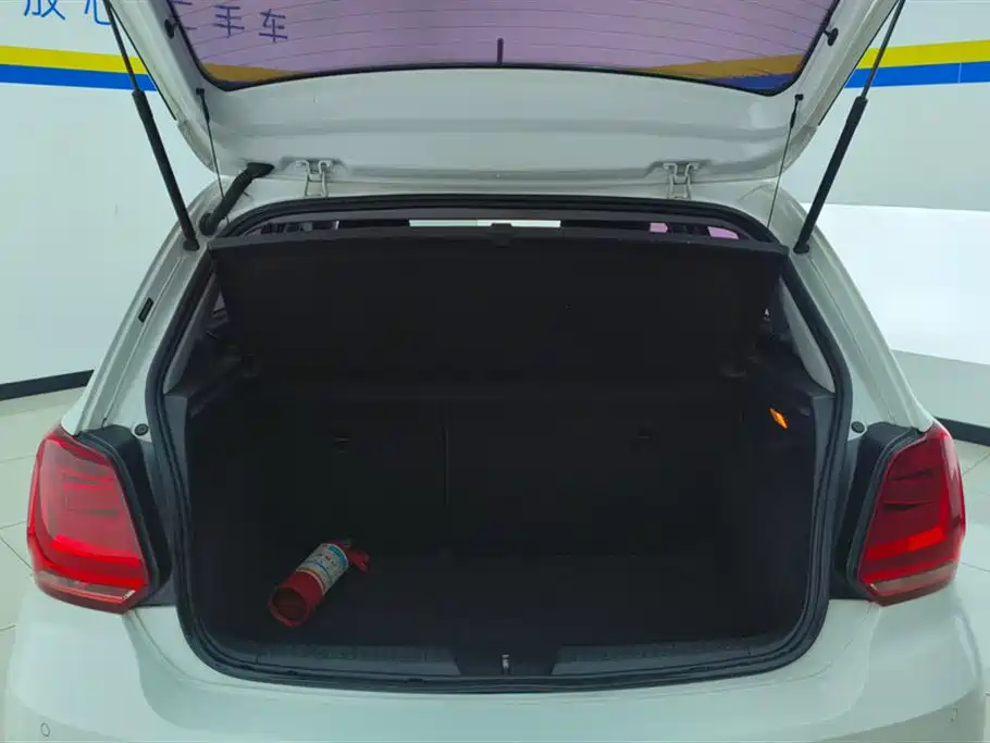 Polo 1.6 L Auto Comfort