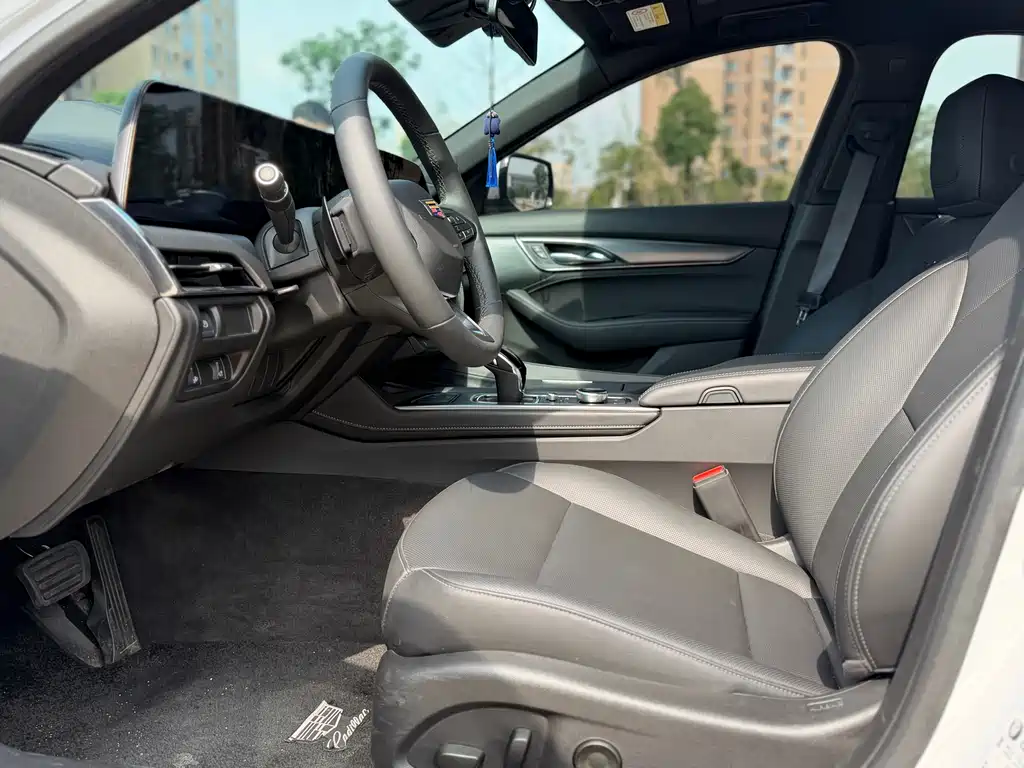 Cadillac CT5 28 T City Sport