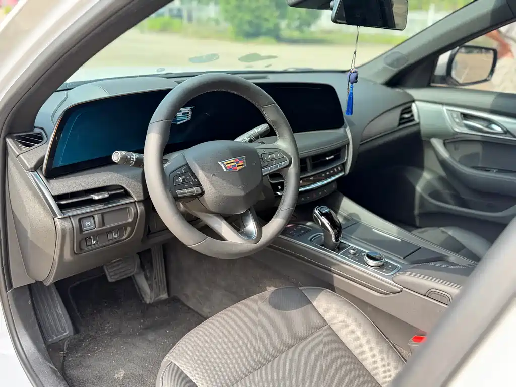 Cadillac CT5 28 T City Sport