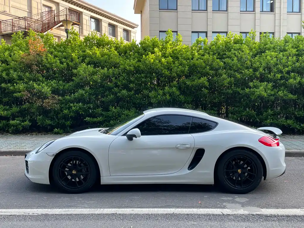 Cayman Cayman 2.7 L
