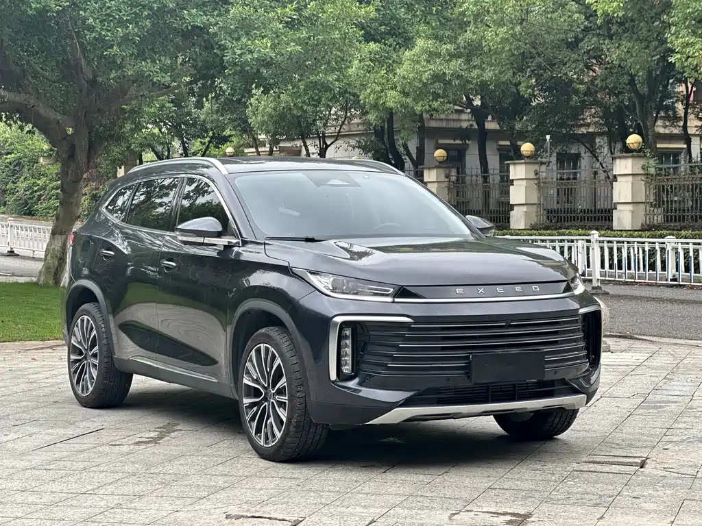 Exeed Lingyun 星途凌云 2024款 400 T 两驱星尊版