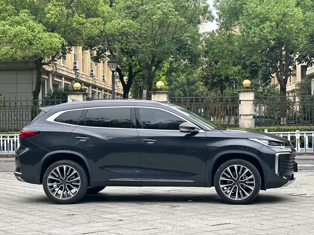 Exeed Lingyun 星途凌云 2024款 400 T 两驱星尊版