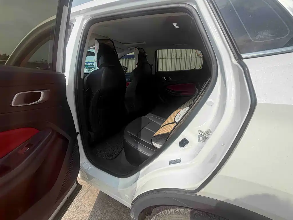 Changan CS55 PLUS 2 nd Gen 1.5 T DCT Distinguished