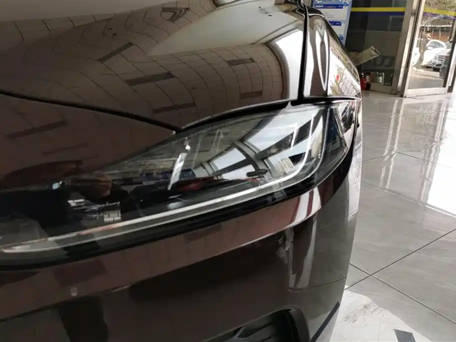 Jaguar XEL 2.0 T 250 PS SE Tech Grace