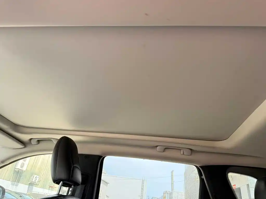Cherokee (Import) 2.4 L Luxury