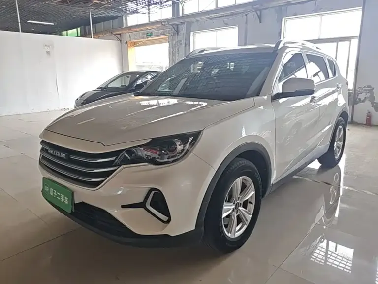 Jetour X70 M 捷途X70 M 2022款 1.5 T 手动前卫伙伴型 5座