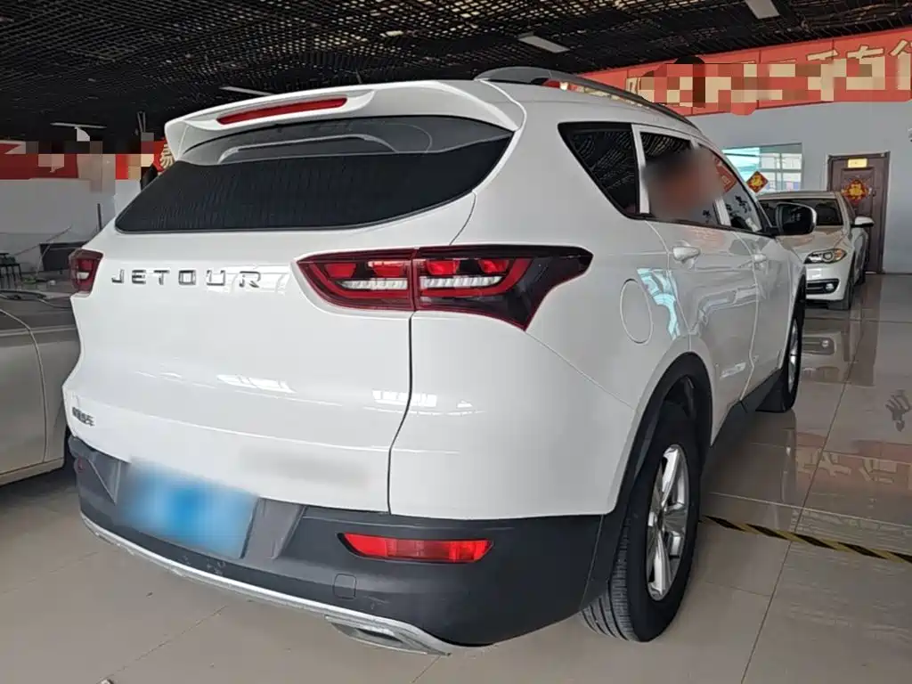 Jetour X70 M 捷途X70 M 2022款 1.5 T 手动前卫伙伴型 5座