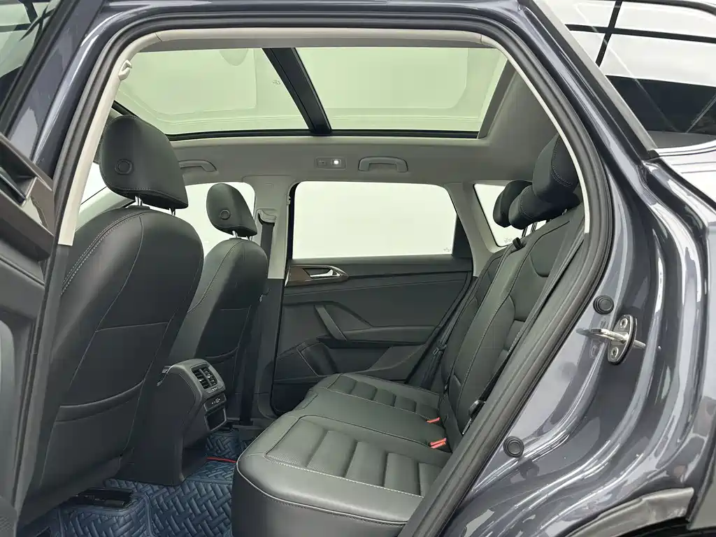 Tharu 280 TSI 2 WD Luxury