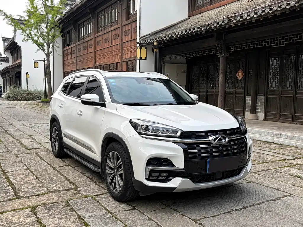 Tiggo 8 1.6 TGDI Auto Distinguished
