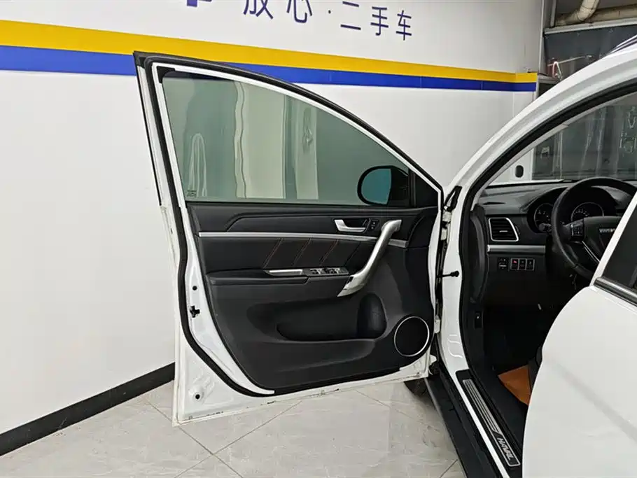 Haval H6 Red Label Sport 1.5 T Auto 2 WD Luxury