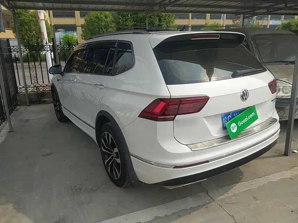 Tiguan L 330 TSI Auto 2 WD R-Line Flagship CN-VI