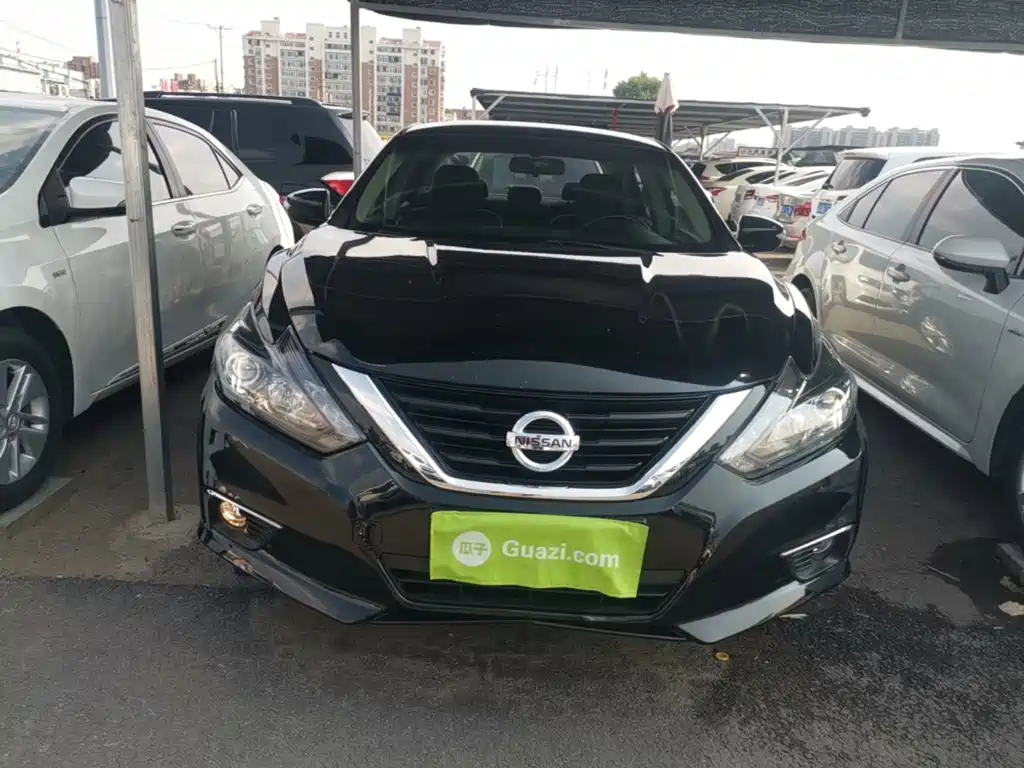 Teana 2.0 L XL Comfort