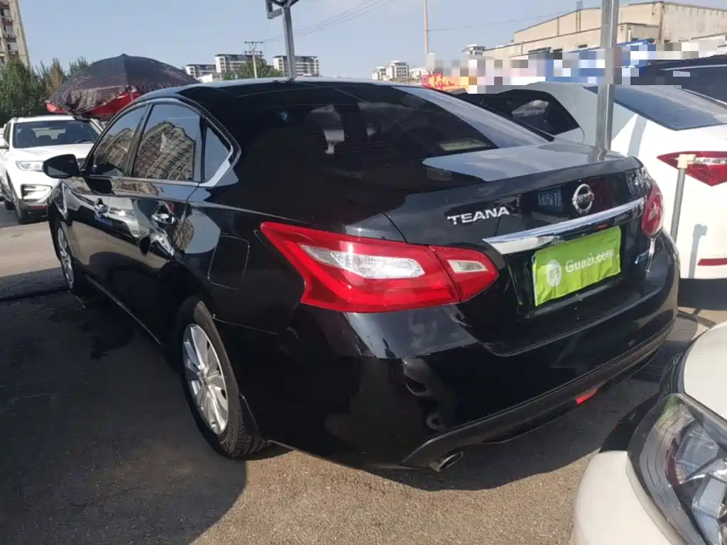 Teana 2.0 L XL Comfort