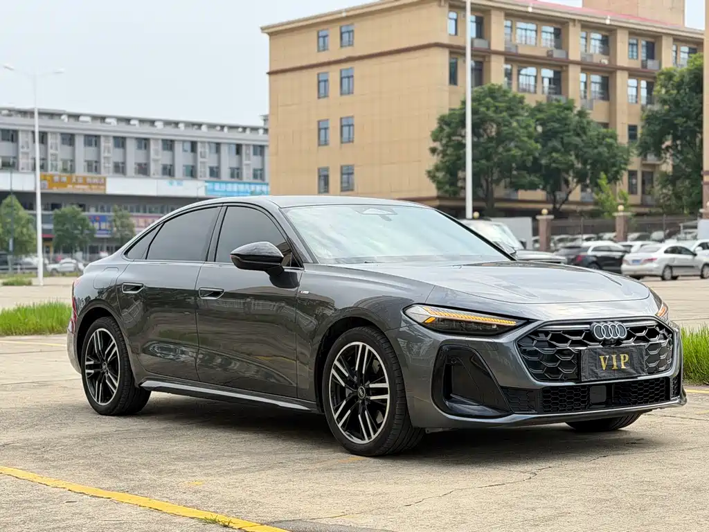 Audi A5 L 2.0 T Sport Plus