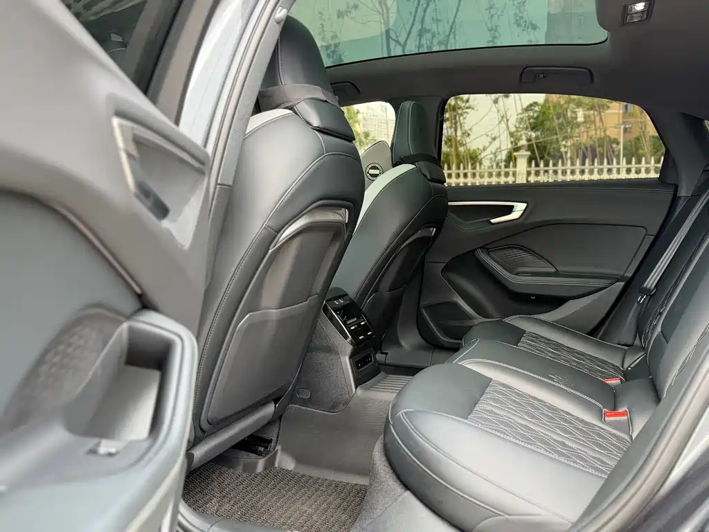Audi A5 L 2.0 T Sport Plus