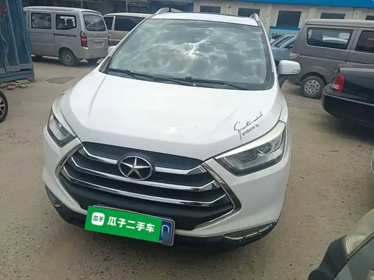 JAC Refine S3 1.5 L CVT Luxury Smart