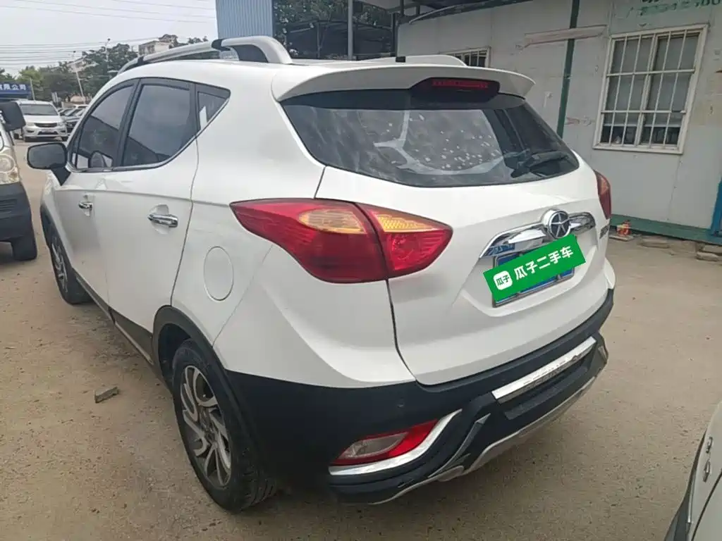 Refine S3 1.5 L CVT Luxury Smart