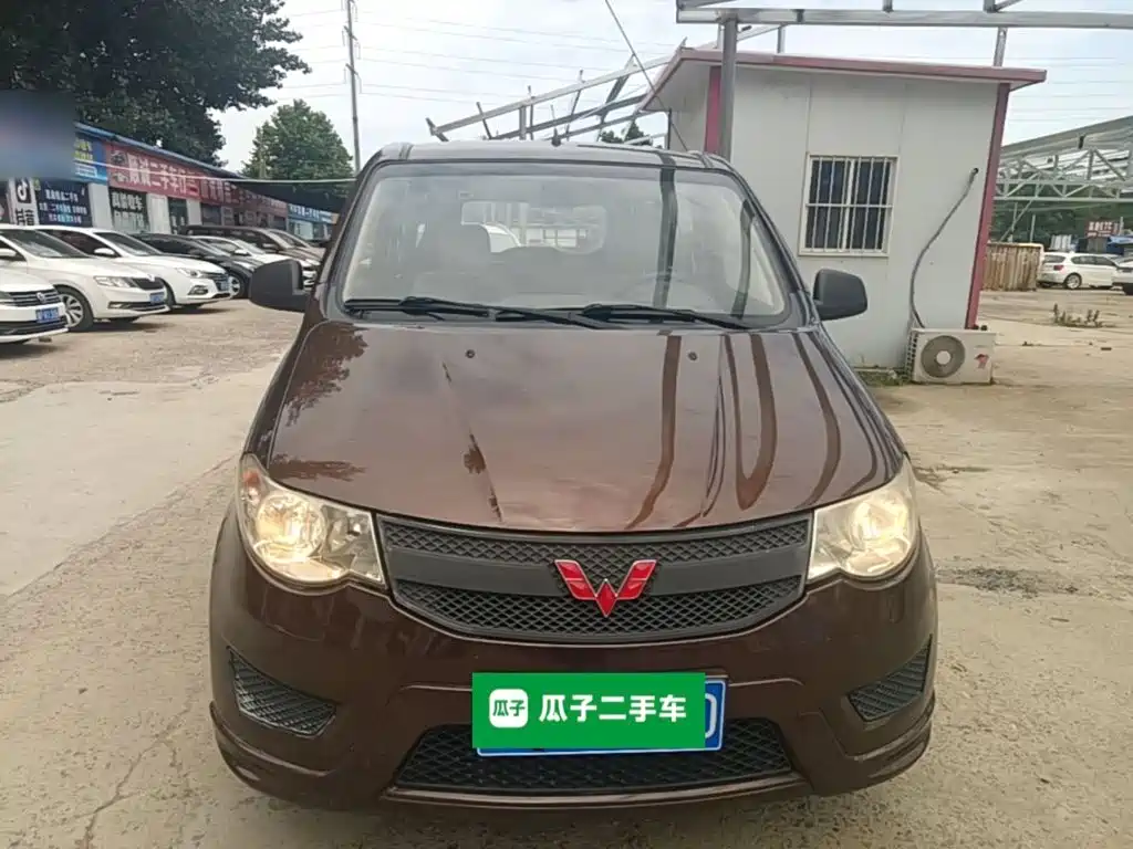 Wuling Hongguang 五菱宏光 2013款 1.2 L S舒适型国IV