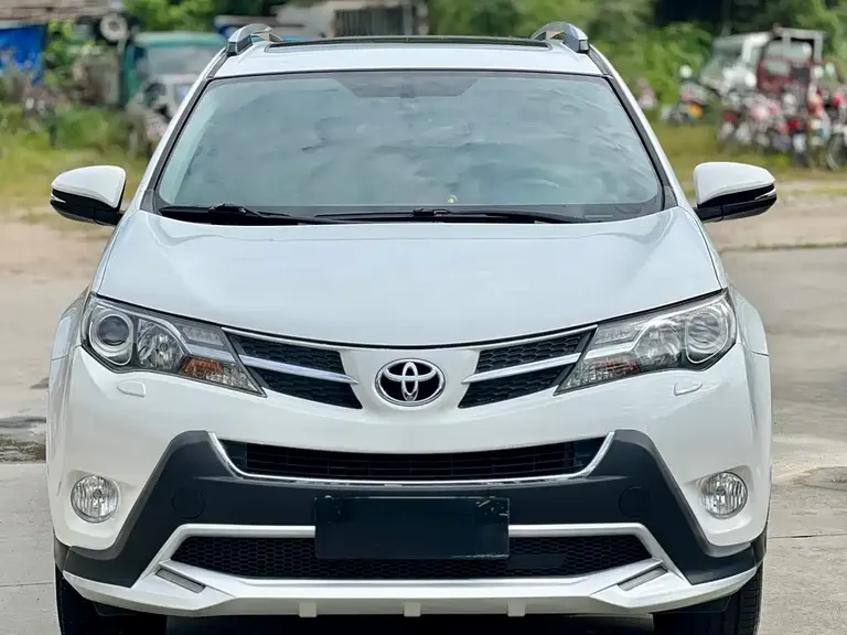 Toyota RAV4 2.5 L Auto 4 WD Luxury