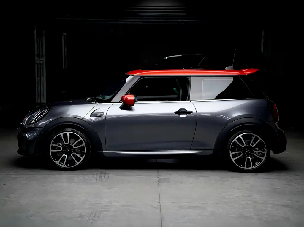 MINI Facelift 2.0 T COOPER S Racer