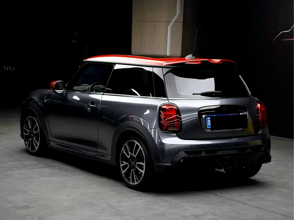 MINI Facelift 2.0 T COOPER S Racer