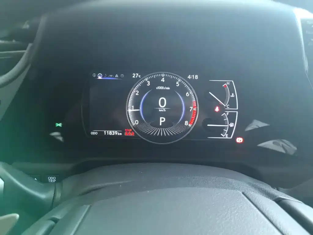 Lexus ES 200 Outstanding