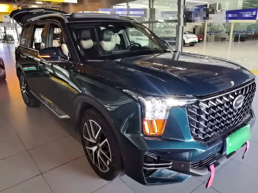 GAC Trumpchi GS8 Navigator Series 2.0 TGDI 2 WD Distinguished (7-seat)
