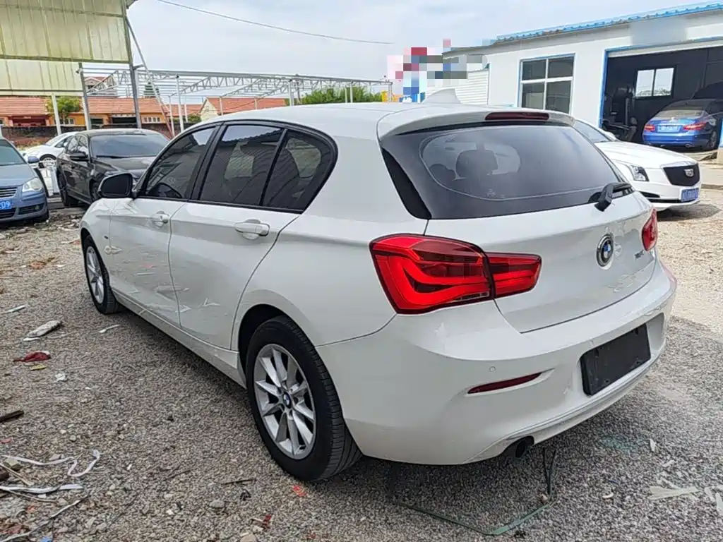BMW 1 Series (Import) 118 i Urban Design Package