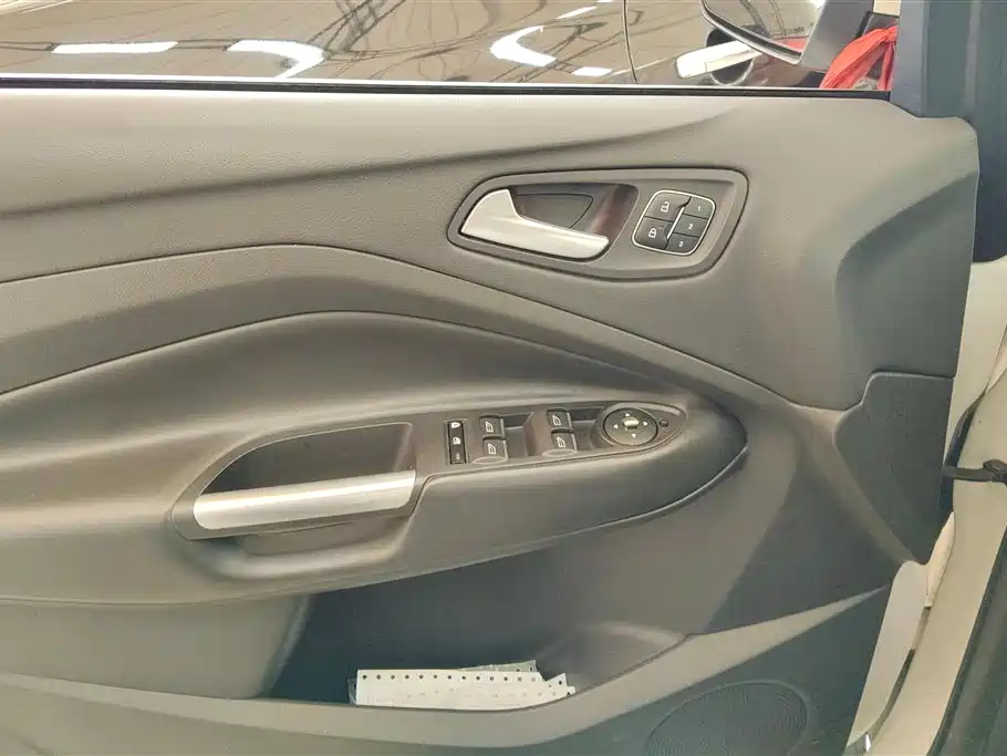 Kuga 翼虎 2017款 EcoBoost 180 四驱尊翼型