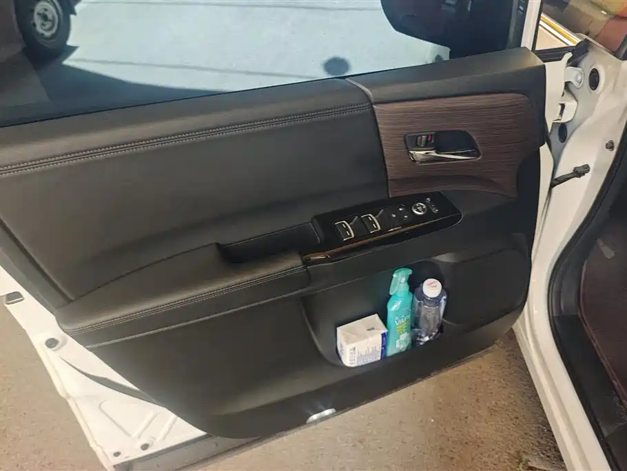 Odyssey 2.0 L e:HEV Sharp· Smart Enjoyment