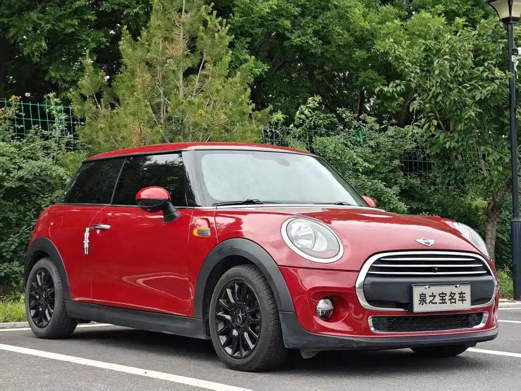 MINI 1.2 T ONE Pioneer